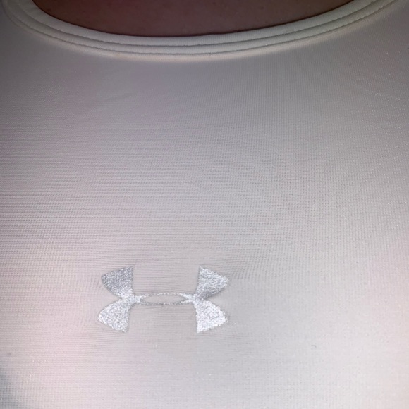 UNDER ARMOUR WORKOUT TOP - Picture 4 of 4